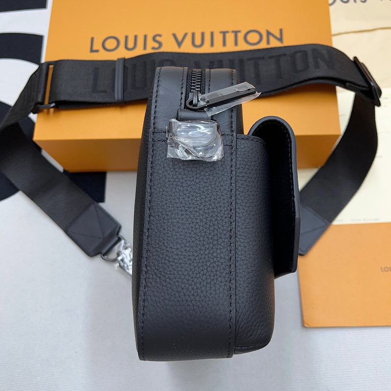 I W Fashion Lu-Vi bags - 9934