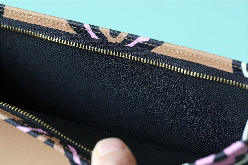 I W Fashion Lu-Vi bags - 8902