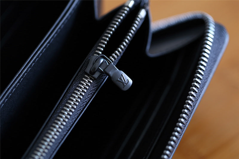 I W Fashion Lu-Vi bags - 11058