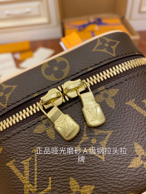I W Fashion Lu-Vi bags - 17662