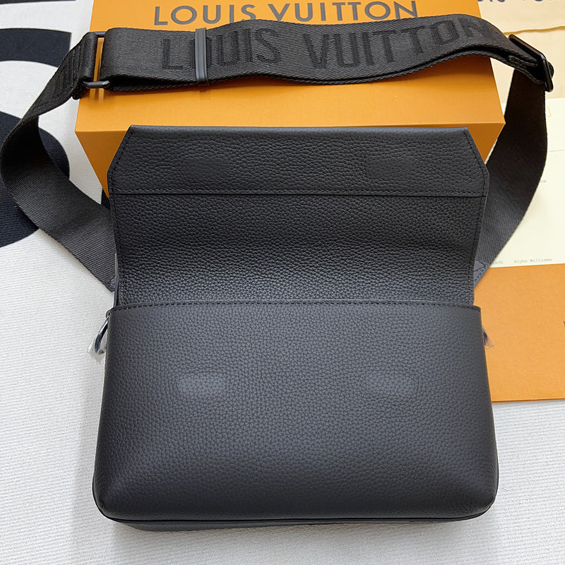 I W Fashion Lu-Vi bags - 9934