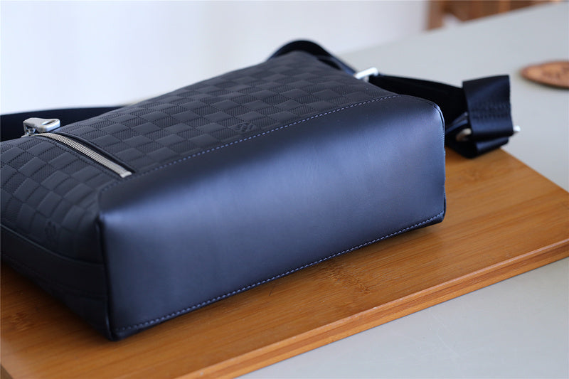 I W Fashion Lu-Vi bags - 10485