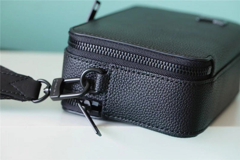 I W Fashion Lu-Vi bags - 10240