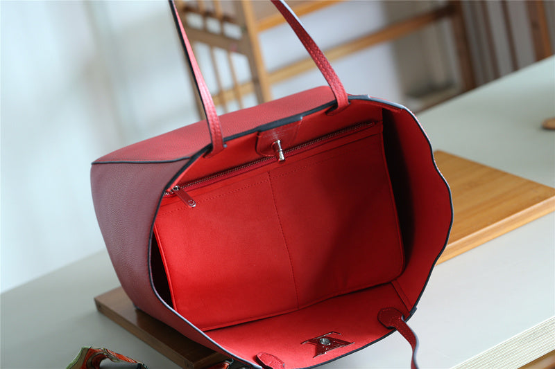 I W Fashion Lu-Vi bags - 8247