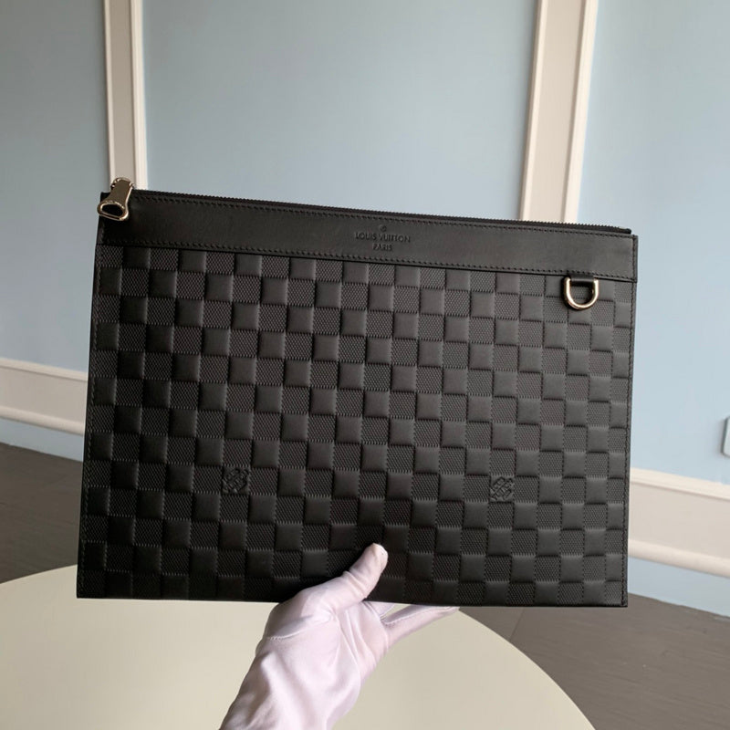 I W Fashion Lu-Vi bags - 17520