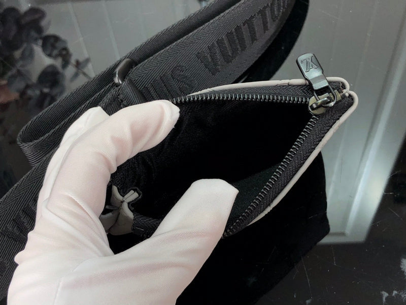 I W Fashion Lu-Vi Bags - 16917