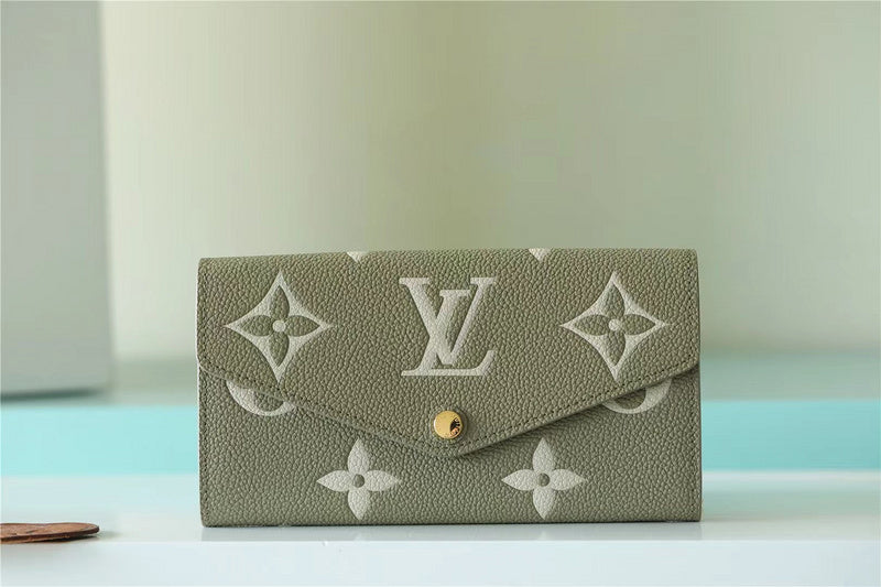 I W Fashion Lu-Vi bags - 8692