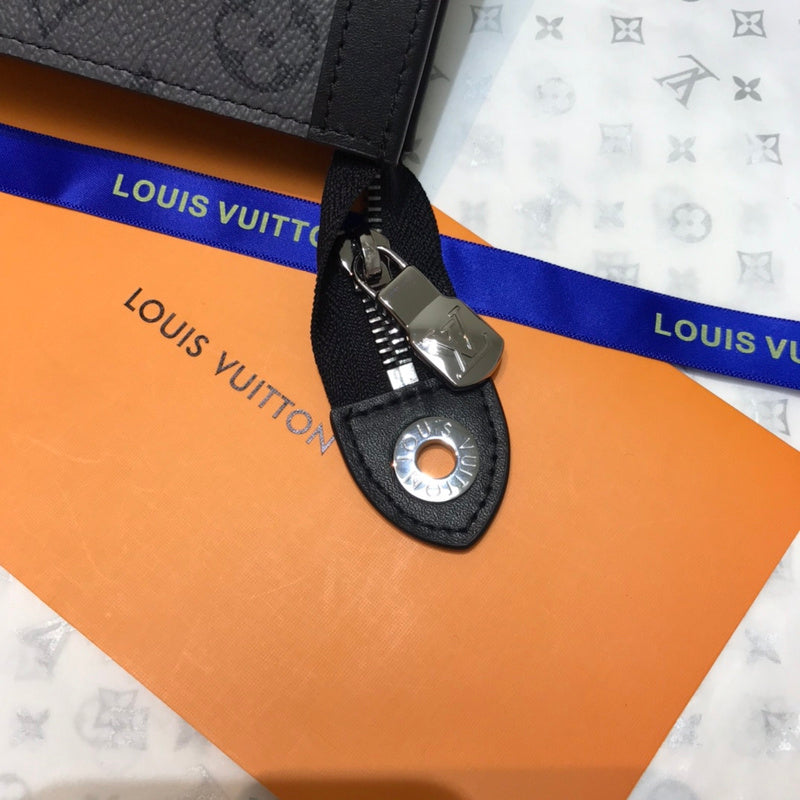 I W Fashion Lu-Vi bags - 17657