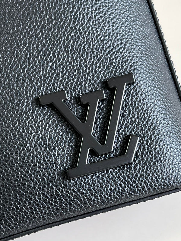 I W Fashion Lu-Vi bags - 17259