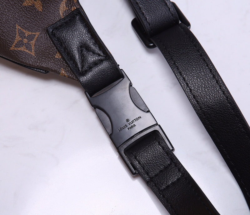 I W Fashion Lu-Vi bags - 17671