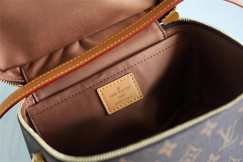 I W Fashion Lu-Vi bags - 8612