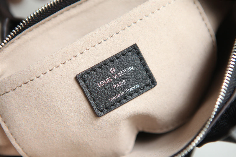 I W Fashion Lu-Vi bags - 8681