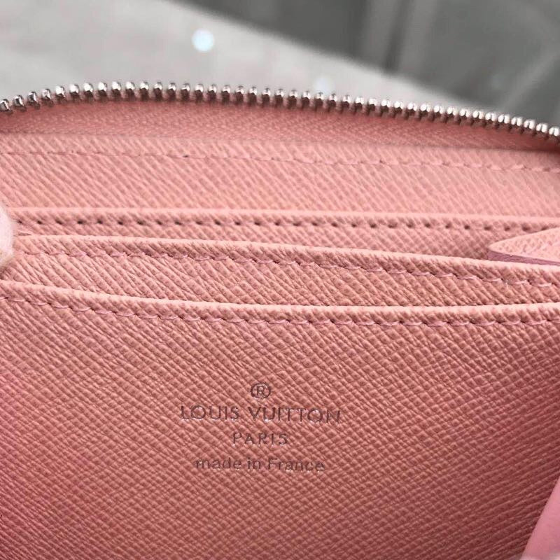 I W Fashion Lu-Vi bags - 9103
