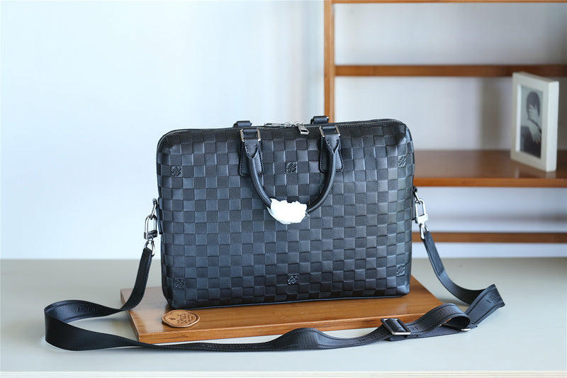 I W Fashion Lu-Vi bags - 9832