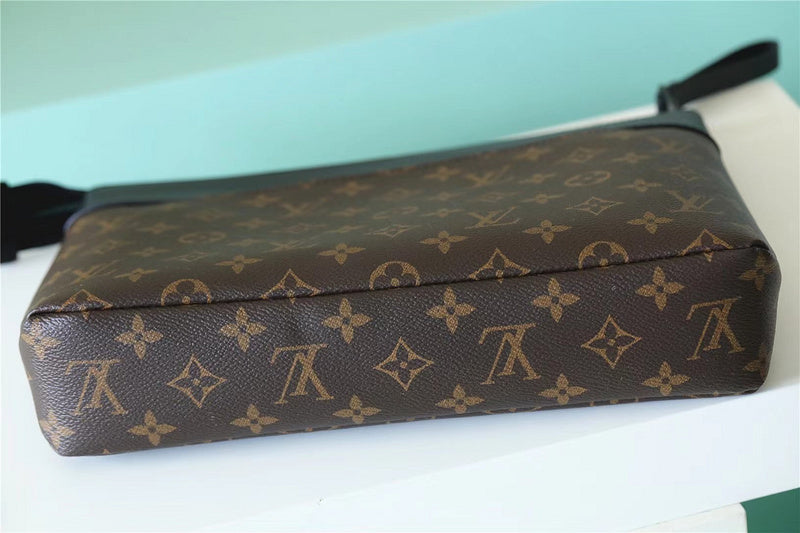 I W Fashion Lu-Vi bags - 10507