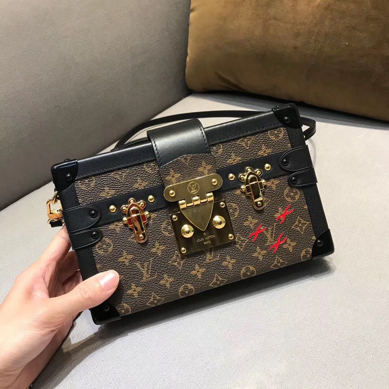 I W Fashion Lu-Vi bags - 17856