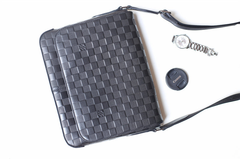 I W Fashion Lu-Vi bags - 10466