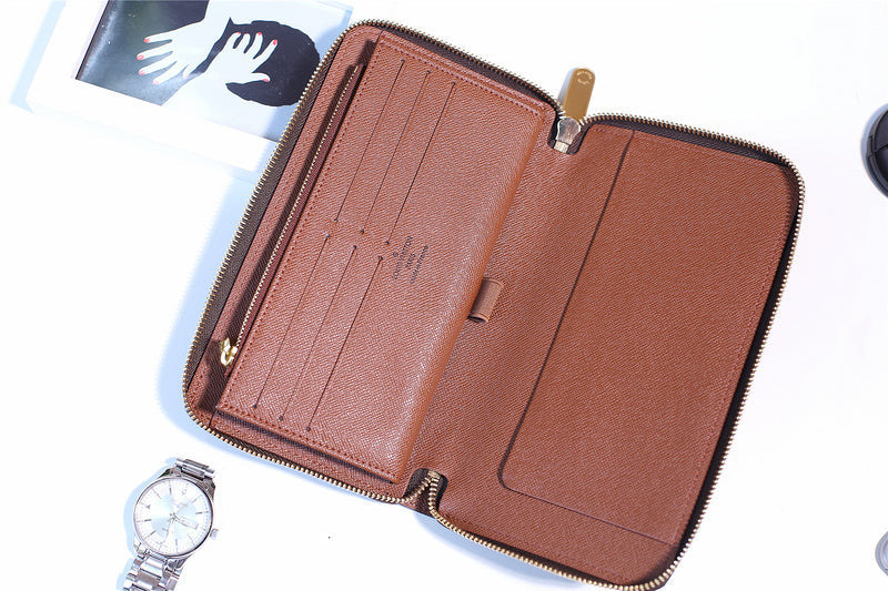 I W Fashion Lu-Vi bags - 10881
