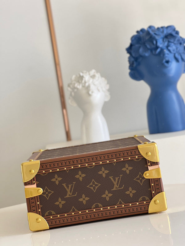 I W Fashion Lu-Vi Bags - 16838