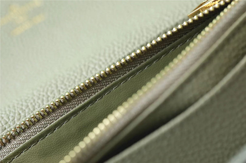 I W Fashion Lu-Vi bags - 8692