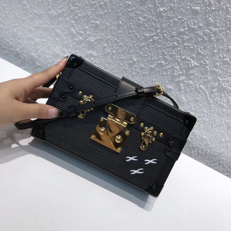 I W Fashion Lu-Vi bags - 17854
