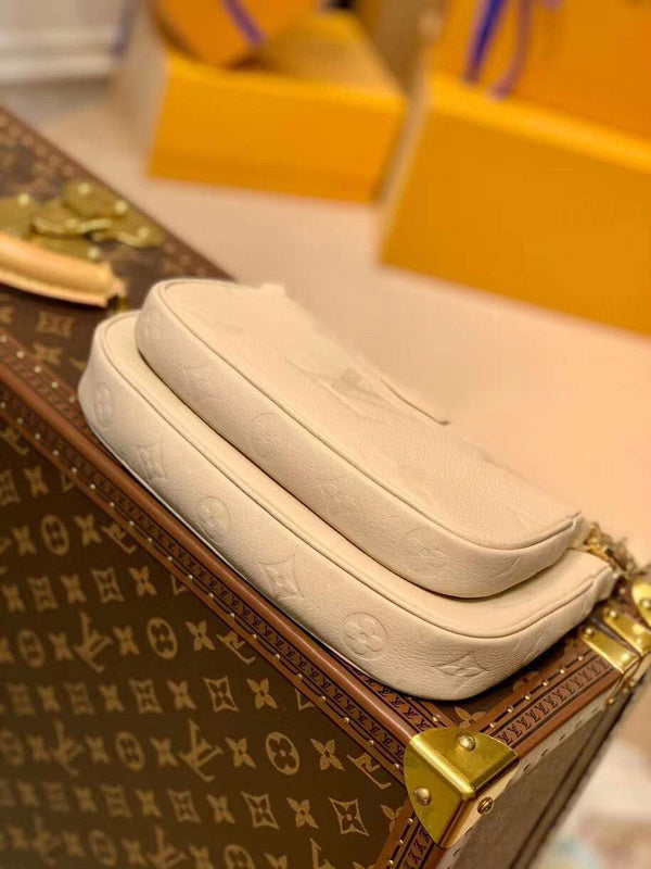 I W Fashion Lu-Vi bags - 17454