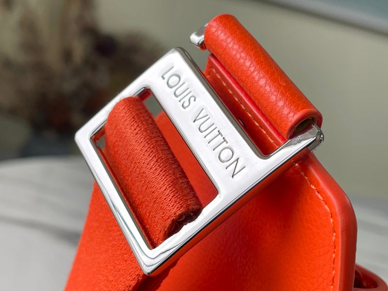 I W Fashion Lu-Vi bags - 17037