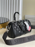 I W Fashion Lu-Vi bags - 17308