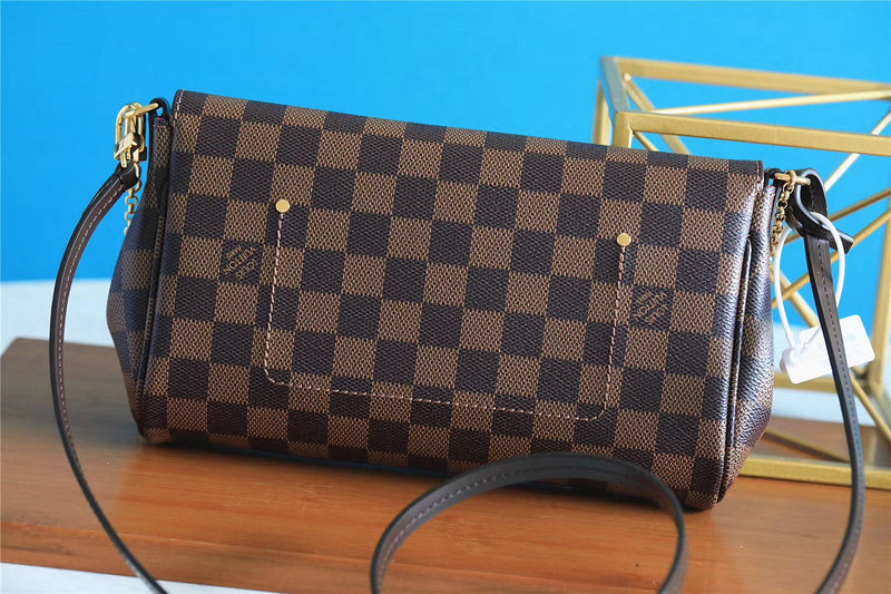 I W Fashion Lu-Vi bags - 8962