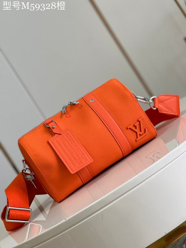 I W Fashion Lu-Vi bags - 16989