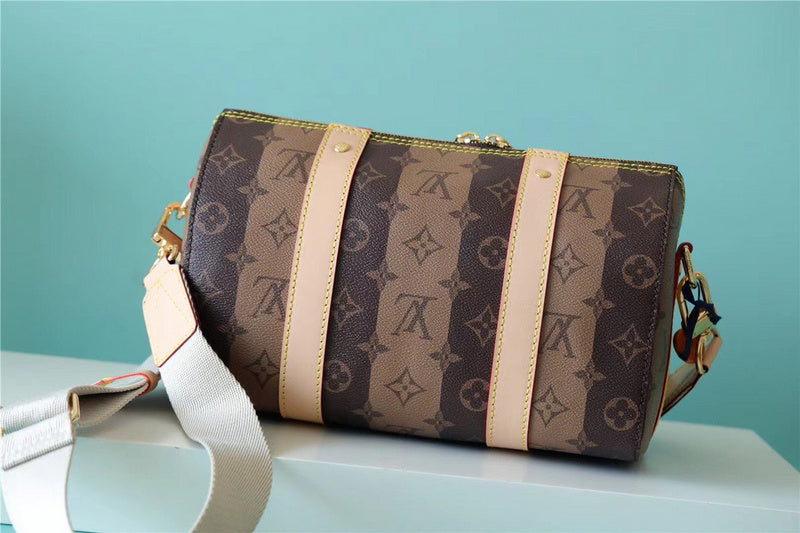 I W Fashion Lu-Vi bags - 11230