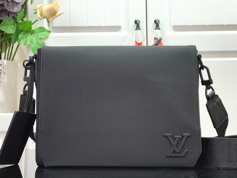 I W Fashion Lu-Vi Bags - 16961