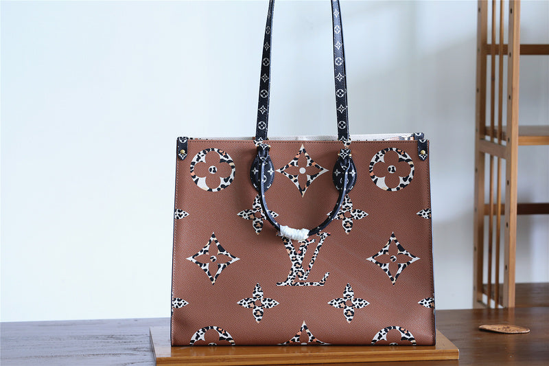 I W Fashion Lu-Vi bags - 8672