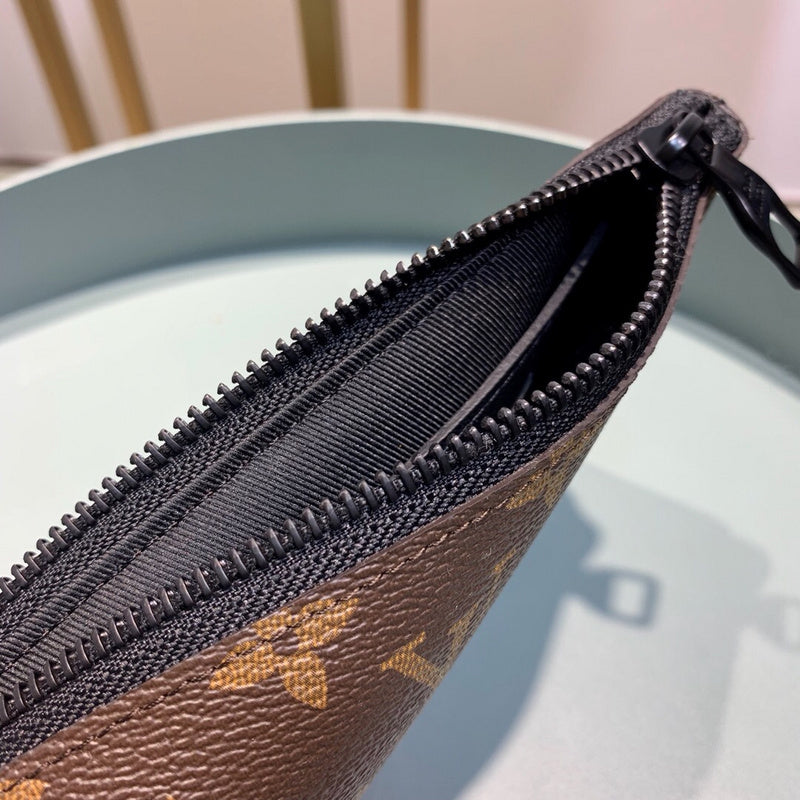 I W Fashion Lu-Vi bags - 11111