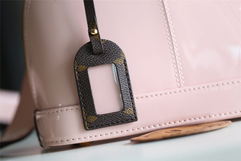 I W Fashion Lu-Vi bags - 8278