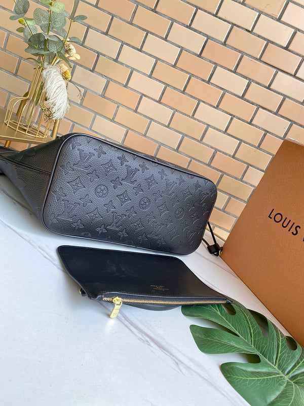 I W Fashion Lu-Vi bags - 17669