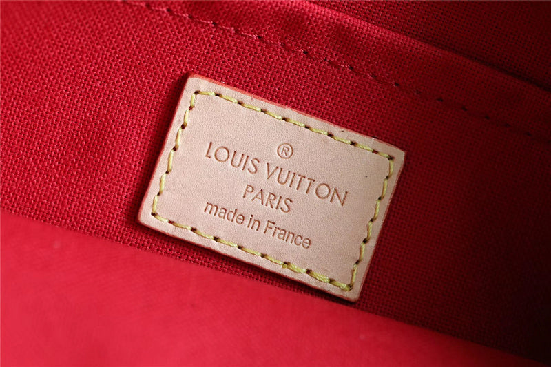 I W Fashion Lu-Vi bags - 8193