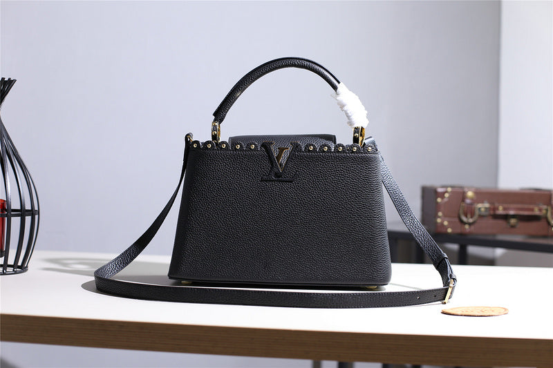 I W Fashion Lu-Vi bags - 8388
