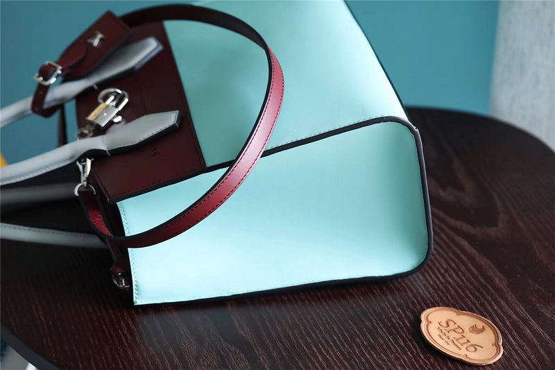 I W Fashion Lu-Vi bags - 8031