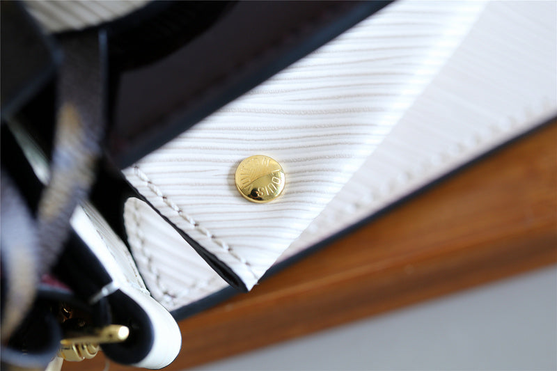 I W Fashion Lu-Vi bags - 8051