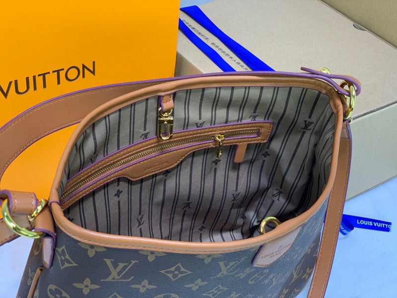 I W Fashion Lu-Vi bags - 17495