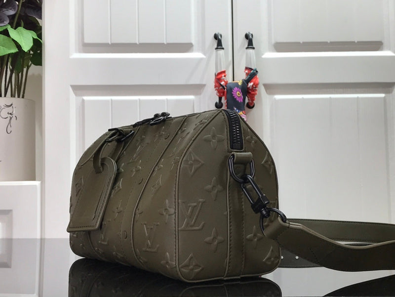I W Fashion Lu-Vi bags - 17345