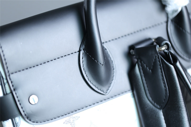I W Fashion Lu-Vi bags - 9746