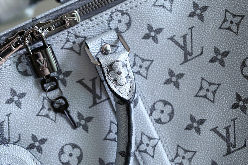 I W Fashion Lu-Vi bags - 9465
