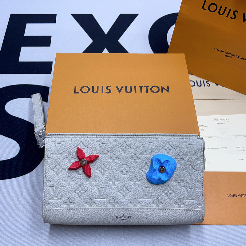 I W Fashion Lu-Vi bags - 10693