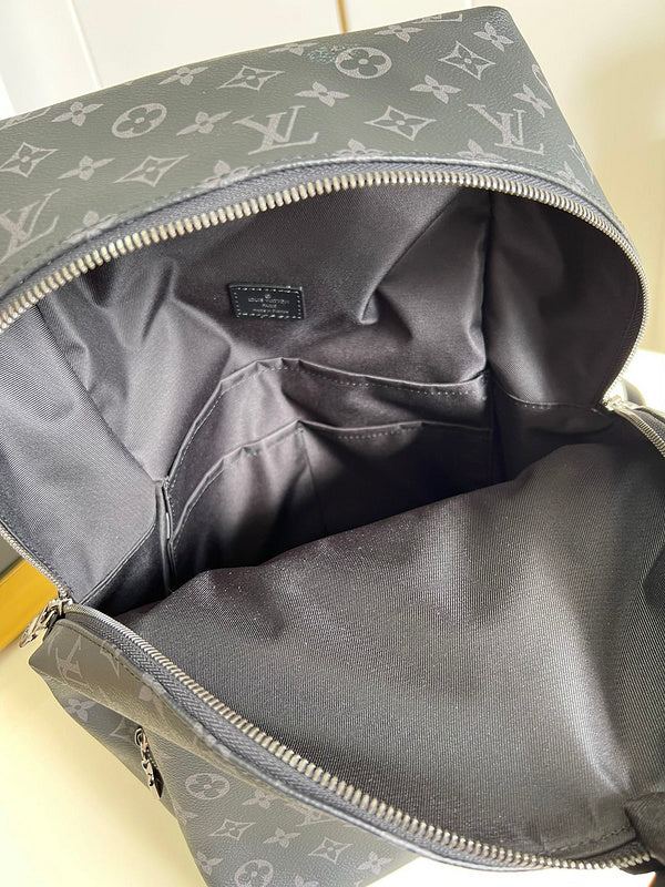 I W Fashion Lu-Vi bags - 17200