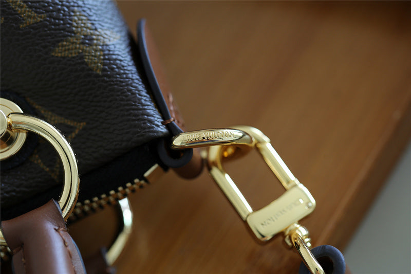 I W Fashion Lu-Vi bags - 8010