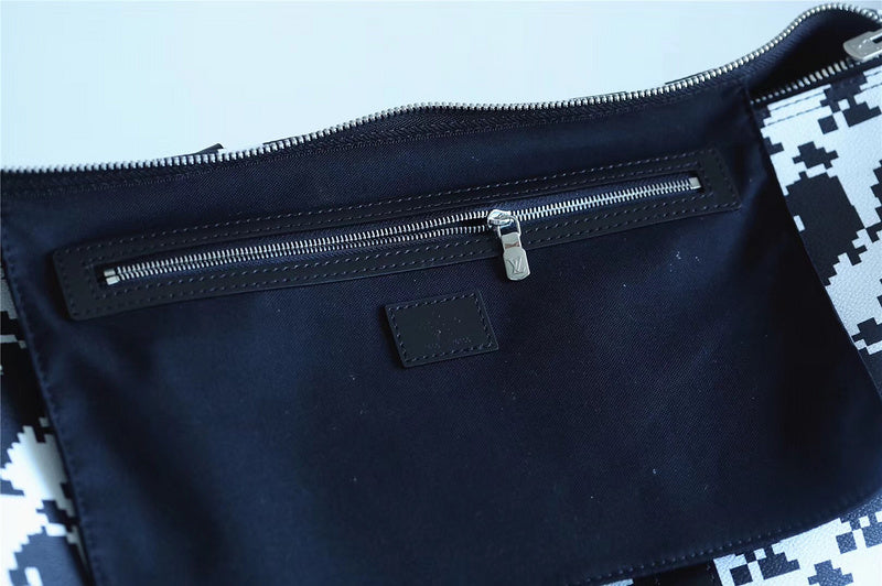 I W Fashion Lu-Vi bags - 11302
