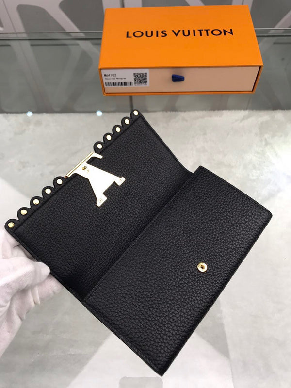 I W Fashion Lu-Vi bags - 8999