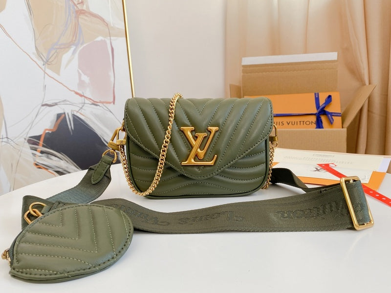 I W Fashion Lu-Vi bags - 17579